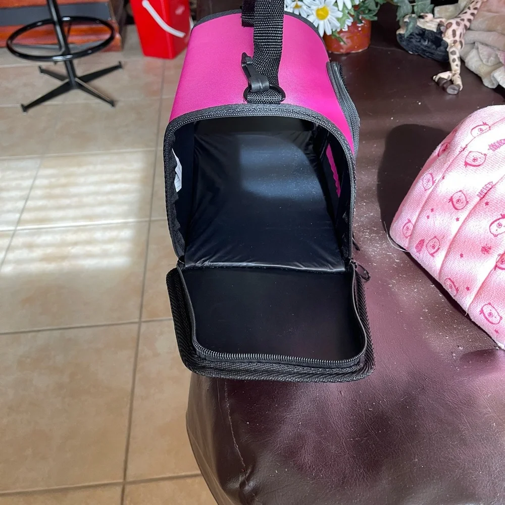 Pet carrier
